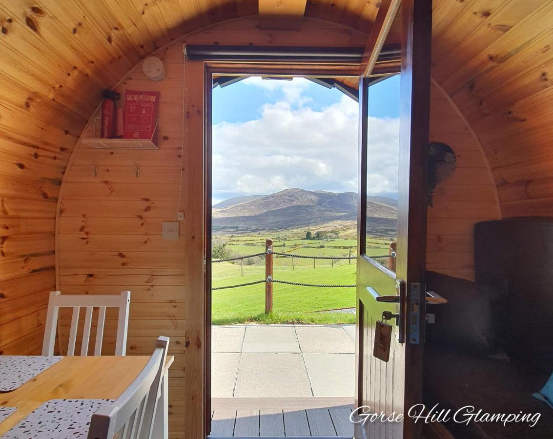 Gorse Hill Glamping Otel Newcastle  Dış mekan fotoğraf