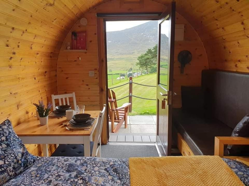 Gorse Hill Glamping Otel Newcastle  Dış mekan fotoğraf