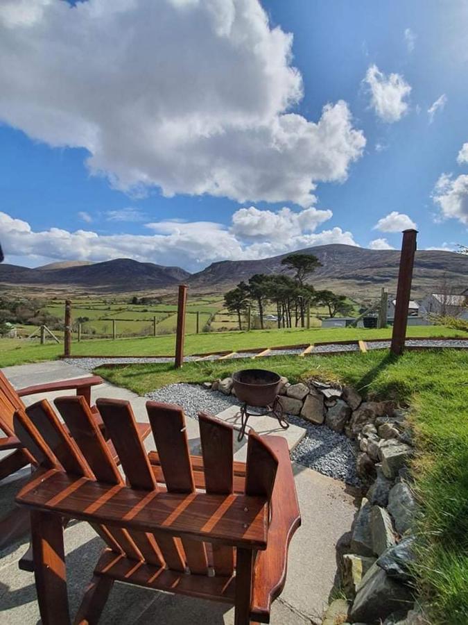 Gorse Hill Glamping Otel Newcastle  Dış mekan fotoğraf