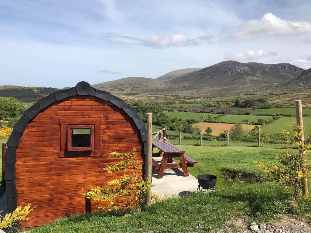 Gorse Hill Glamping Otel Newcastle  Dış mekan fotoğraf