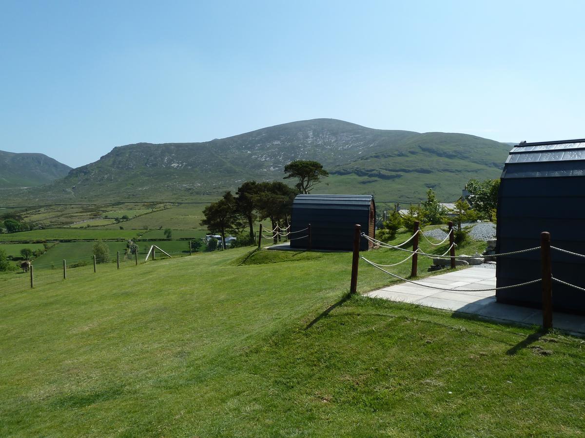 Gorse Hill Glamping Otel Newcastle  Dış mekan fotoğraf