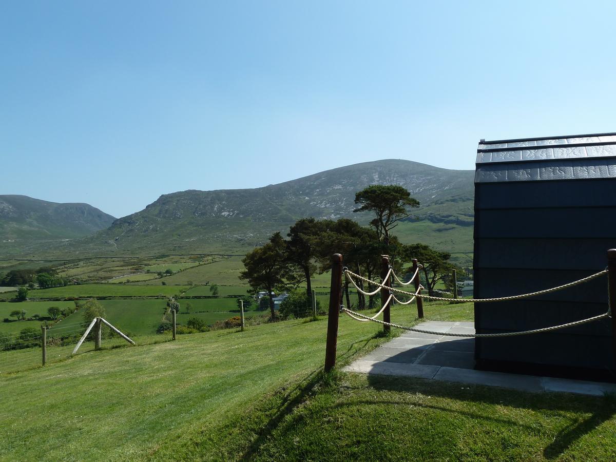 Gorse Hill Glamping Otel Newcastle  Dış mekan fotoğraf